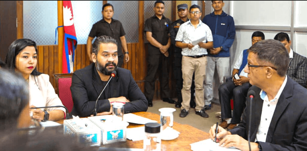 बालेन सुनिता गुरागाईं भेट: बैठक भयो, संवाद भएन