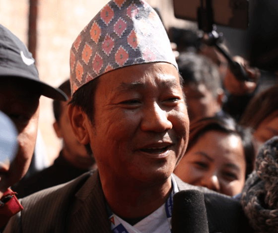 धरान मेयर हर्क साम्पाङ काठमाडौं पुगे, निर्वाचन आयोगमा सनाखत गर्न